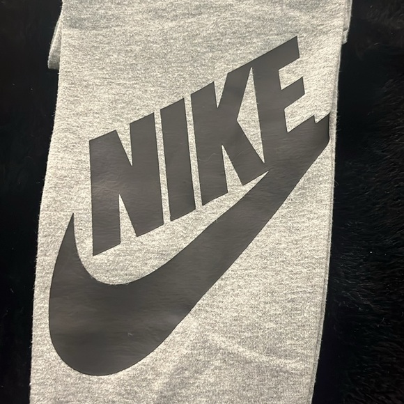 leggings - Picture 3 of 3